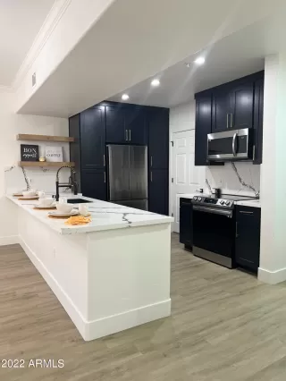 Photo #1: 6420760 Listing