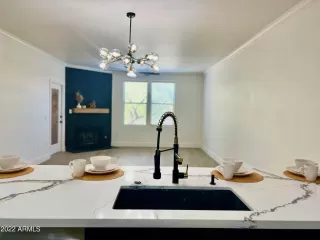 Photo #6: 6420760 Listing