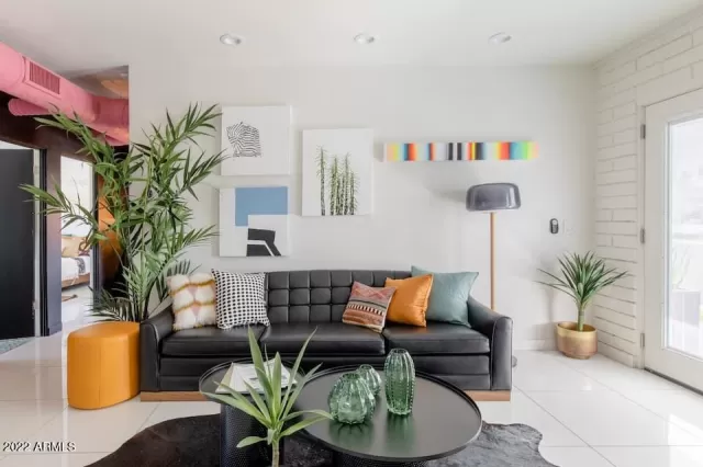 MLS: 6421187 Condo For Sale