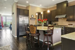 Photo #3: 6421189 Listing