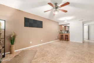 Photo #4: 6421451 Listing