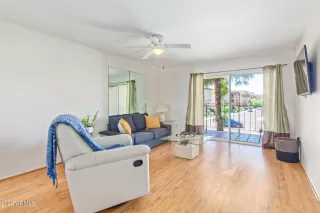 Photo #2: 6421454 Listing