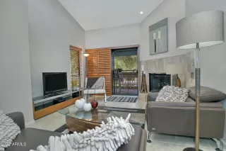 Photo #4: 6421712 Listing