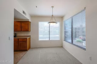 Photo #4: 6421892 Listing