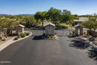 Photo #4: 6421957 Listing