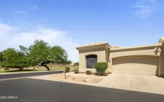 Photo #6: 6421957 Listing