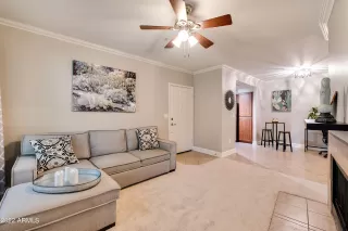 Photo #3: 6422134 Listing