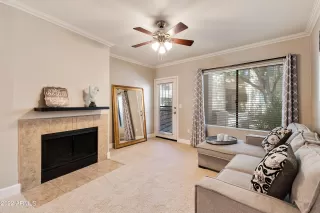 Photo #4: 6422134 Listing