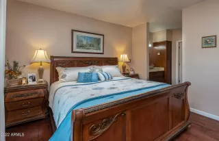 Photo #5: 6422545 Listing