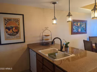 Photo #5: 6422630 Listing 