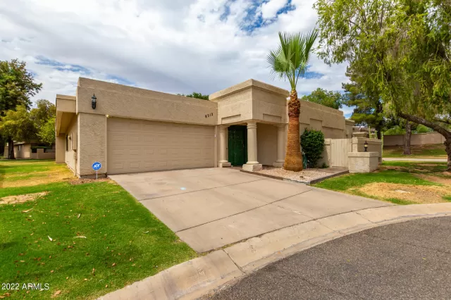 MLS: 6422757 Condo For Sale