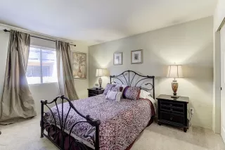 Photo #5: 6422805 Listing