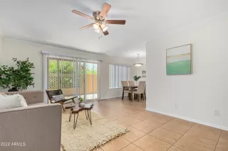 Photo #4: 6423328 Listing