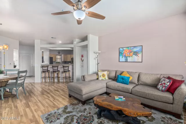 MLS: 6423339 Condo For Sale