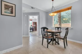 Photo #3: 6423535 Listing