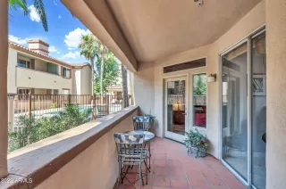 Photo #5: 6423535 Listing