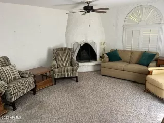 Photo #5: 6424137 Listing