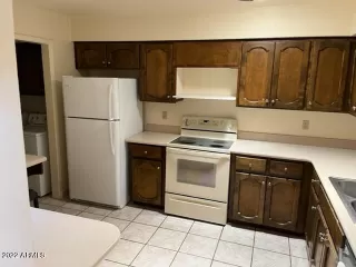 Photo #6: 6424137 Listing