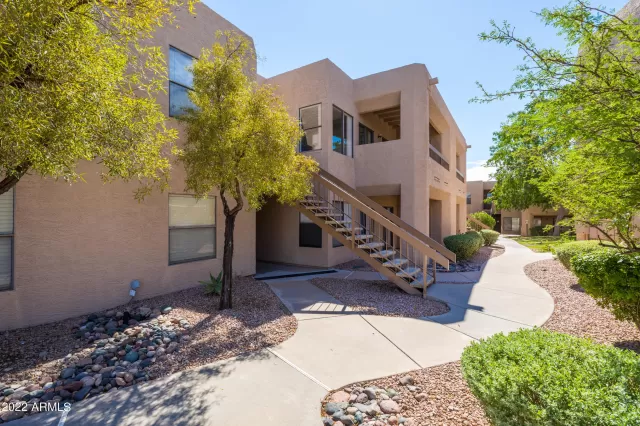 MLS: 6424157 Condo For Sale