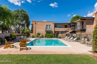 Photo #5: 6424361 Listing