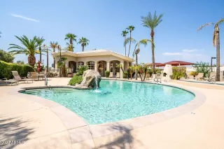 Photo #2: 6424408 Listing