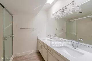 Photo #5: 6424670 Listing