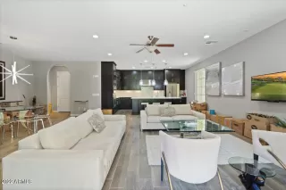 Photo #6: 6424840 Listing 