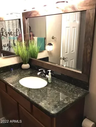 Photo #5: 6425099 Listing 