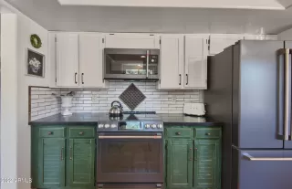 Photo #1: 6425478 Listing