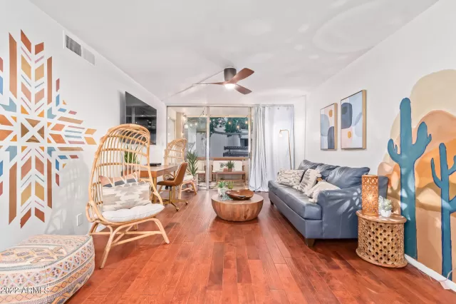 MLS: 6425602 Condo For Sale