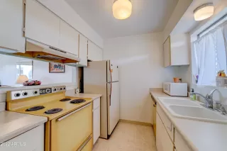 Photo #2: 6425613 Listing