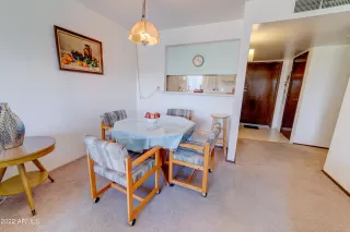 Photo #6: 6425613 Listing