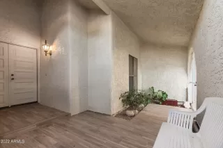 Photo #5: 6425666 Listing