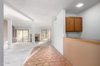 Photo #6: 6425666 Listing