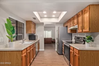 Photo #6: 6425685 Listing 