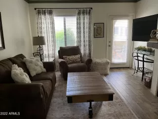 Photo #5: 6425777 Listing