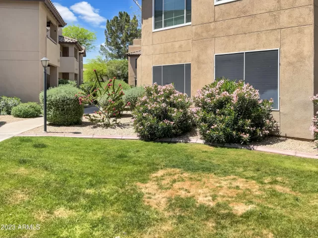 MLS: 6425856 Condo For Sale