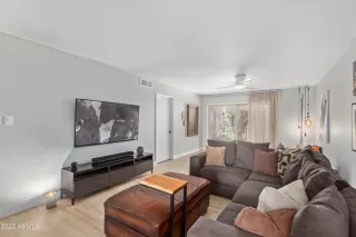 Photo #4: 6426428 Listing