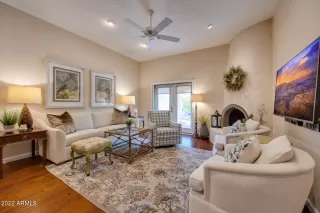 Photo #6: 6427102 Listing