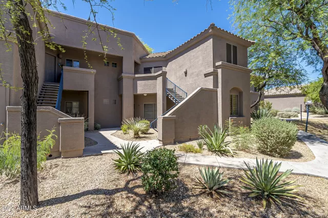 MLS: 6427115 Condo For Sale