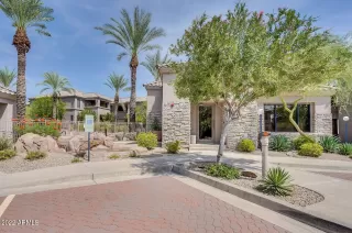 Photo #6: 6427115 Listing
