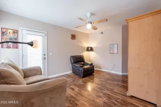 Photo #5: 6427214 Listing