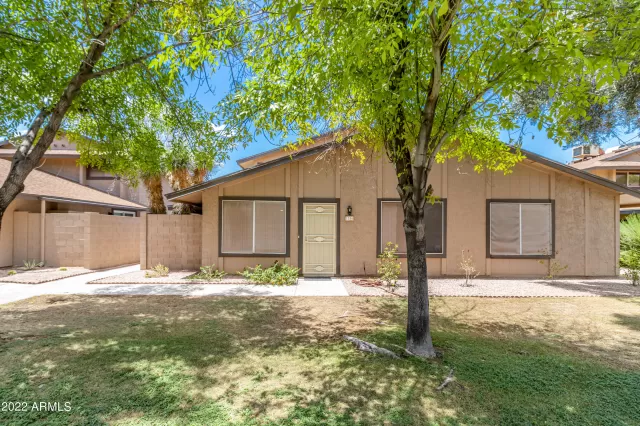 MLS: 6427569 Condo For Sale