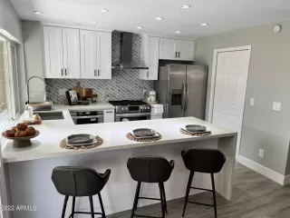 Photo #2: 6427660 Listing