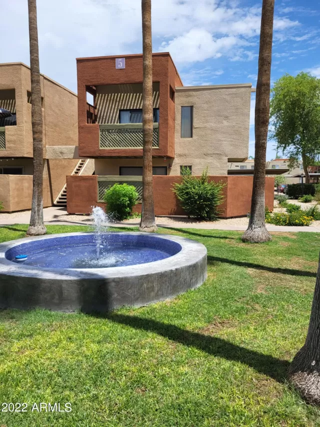 MLS: 6427807 Condo For Sale