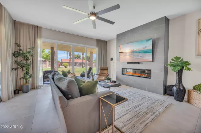 MLS: 6427833 Condo For Sale