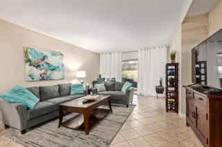 Photo #2: 6428201 Listing