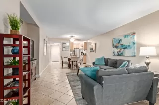 Photo #4: 6428201 Listing