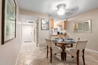 Photo #5: 6428201 Listing