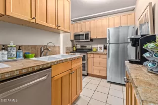 Photo #6: 6428201 Listing